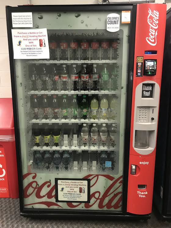 Coca-Cola+vending+machines%2C+such+as+this+one+by+the+Fitness+Center%2C+will+be+replaced+by+Pepsi+vending+machines+starting+on+July+1.