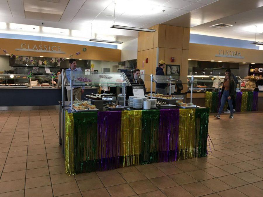 MSU and Commons decorate for Mardi Gras. 