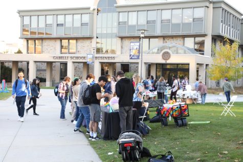 SAGA and QTRAC put on a BBQ on DAngelo Commons as part of their Pride Week.