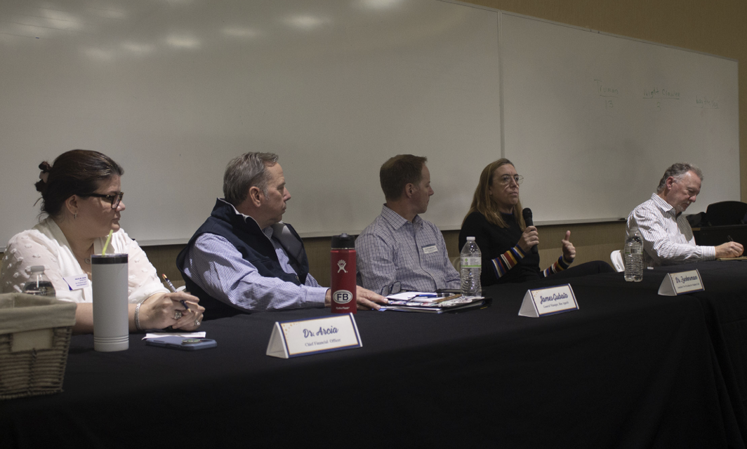 Students Voice Their Questions at Senate Town hall